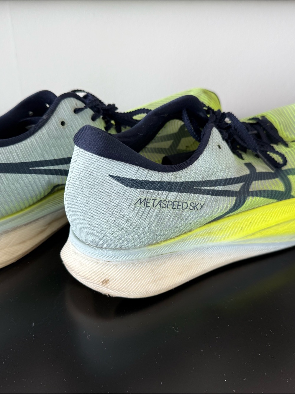 Asics Men’s Neon Yellow Metaspeed size 11.5 - Picture 2 of 6